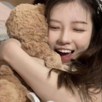 湖畔的女人们
